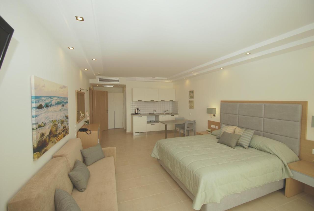 Skiathos Premier Troulos Habitación foto
